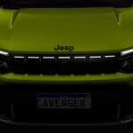 „Jeep Avenger“ добива ново лице: Осветлена решетка и помодерен изглед (ФОТО)