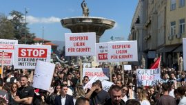 Владата најавува предлог-решение за правосудниот испит на албански јазик по најавите за нов протест