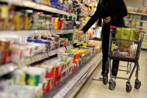 Контролите открија измами: Сирење со 1% млечна маст се продавало како производ со 20%