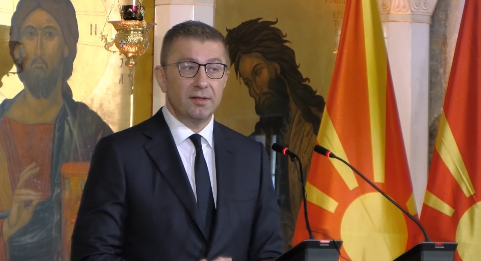 Мицкоски - нашите одлуки ја одредуваат нашата иднина