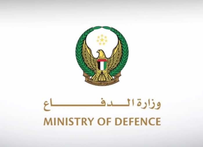 ОАЕ под ракетни и беспилотни напади од Иран, три американски разурнувачи од светска класа успешно излегоа од Ормуската Теснина под оган