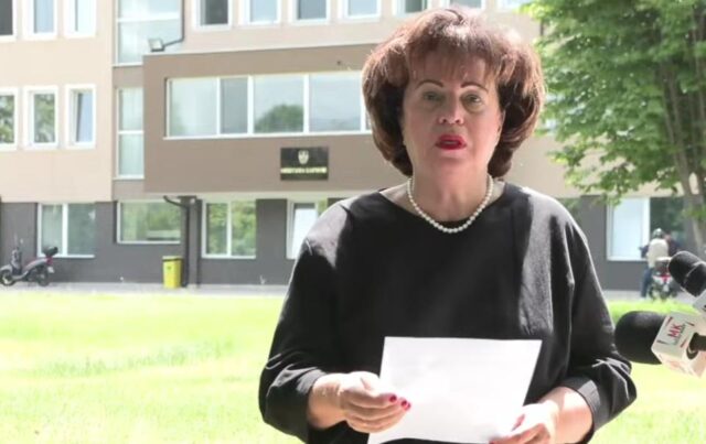 ГРОМ бара вонредна седница на Советот на Карпош и оставка од Лукровски