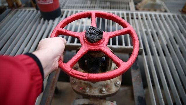 Грција останува главен снабдувач: Од таму доаѓаат 87% од нафтените деривати во Македонија