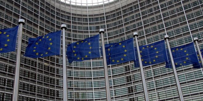 ЕУ воведува дигитални возачки и заеднички забрани: Ако ви ја одземат дозволата во една земја, нема да возите никаде во Унијата