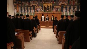 Зголемување на платите на грчките владици – колкави плати ќе имаат во иднина?