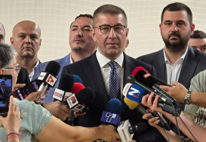 МИЦКОСКИ: Новите лица во ВМРО-ДПМНЕ не треба да работат само за партијата, најважно е да работат за државата