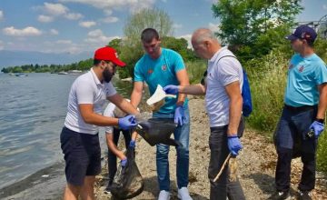 ИПА Охрид се приклучи на еко иницијативата за чистење на плажите