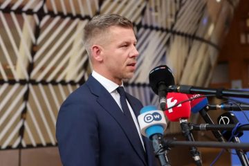 МАЃАР БАРА ИСТИ ПРАВИЛА ЗА УКРАИНА И ЗА БАЛКАНОТ: Брз прием во ЕУ не би бил фер кон земјите што со години преговараат