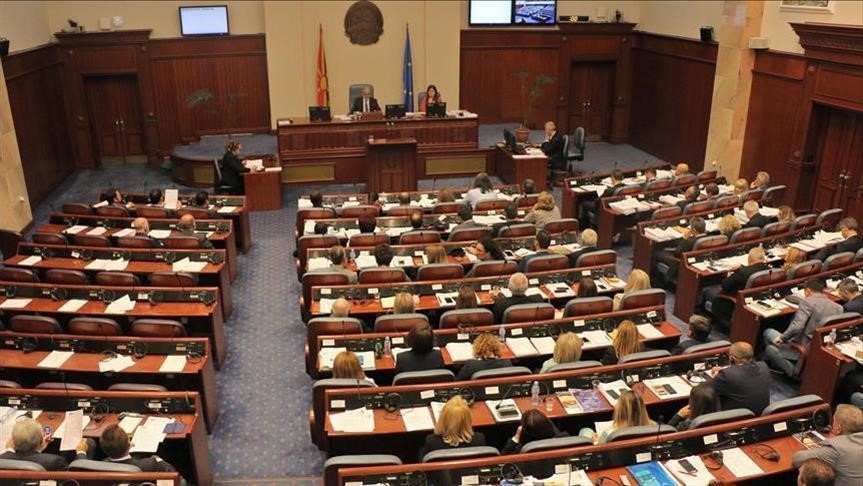 Опозицијата бара да се повлече законот за правична застапеност, власта возвраќа – „продавате евтина демагогија“