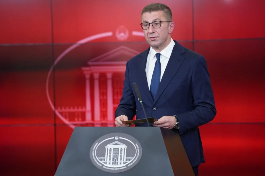 Бараме принципиелен и предвидлив европски процес, не привилегии – рече Мицкоски по средбата со Кошта