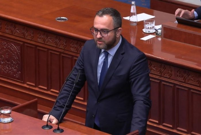 Собранието не ја прифати интерпелацијата за министерот Тошковски