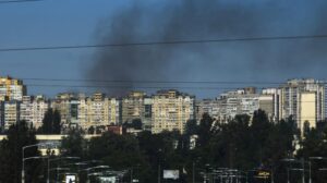 Санкт Петербург под масовен напад со дронови