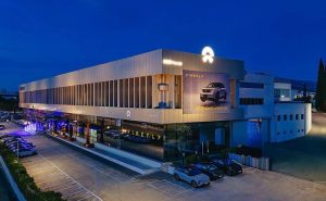NIO го отвори првиот салон во Грција