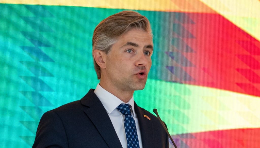 Моментот за проширување на ЕУ е сега и С Македонија треба да го искористи, порача шефот на литванската дипломатија