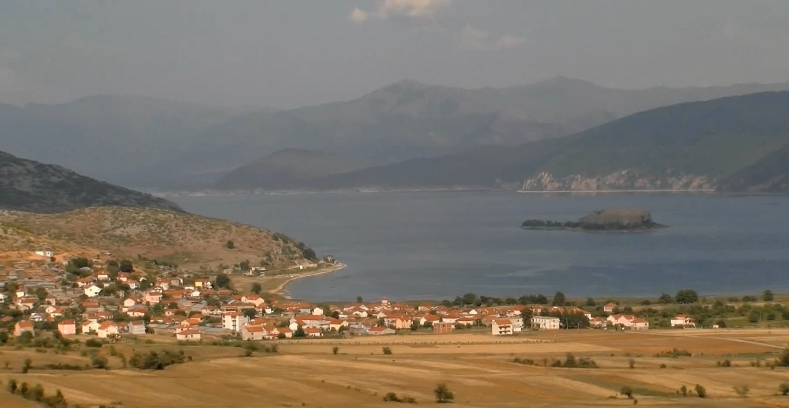 Територијална реформа во Албанија - ќе остане ли Пустец општина на Македонците?
