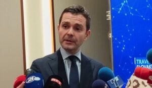 Муцунски: Заложник сме на една некоректна и непринципиелна блокада на нашиот европски пат