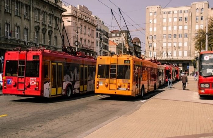 ПЕЧАЛБАРИ ВО СРБИЈА: Легално работат 100.000 странци, најмногу од Авганистан, Египет, Русија, Гана, Турција и Сирија