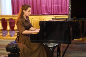 Горјана Стојановска со впечатлив пијано-концерт во Истанбул