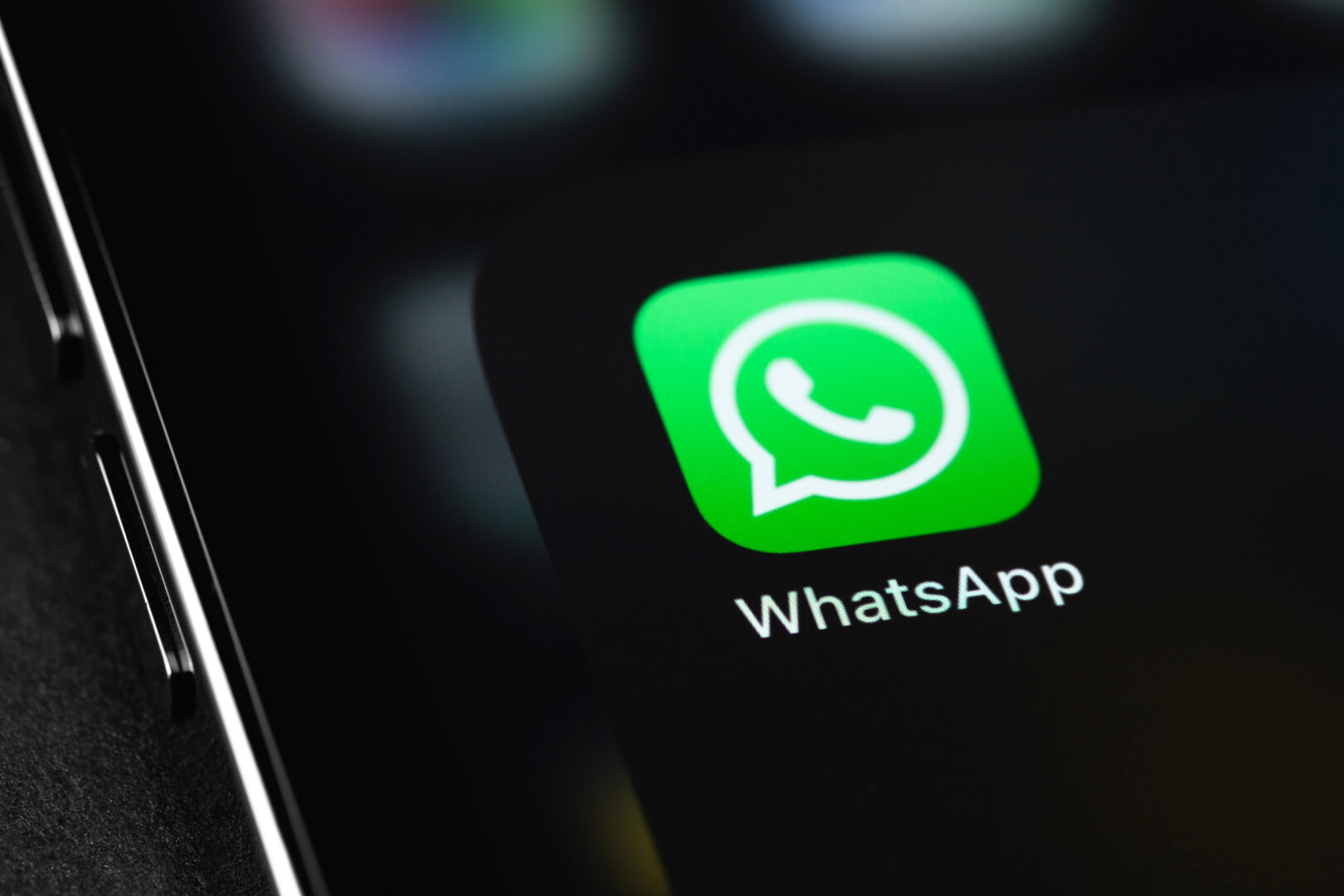 Уште една „шлаканица“ од Европа за WhatsApp
