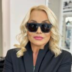 (Видео) Весна Змијанац настапи на митингот на Вучиќ, а социјалните мрежи ја исмеаја: „Како воопшто да не сака да биде таму“