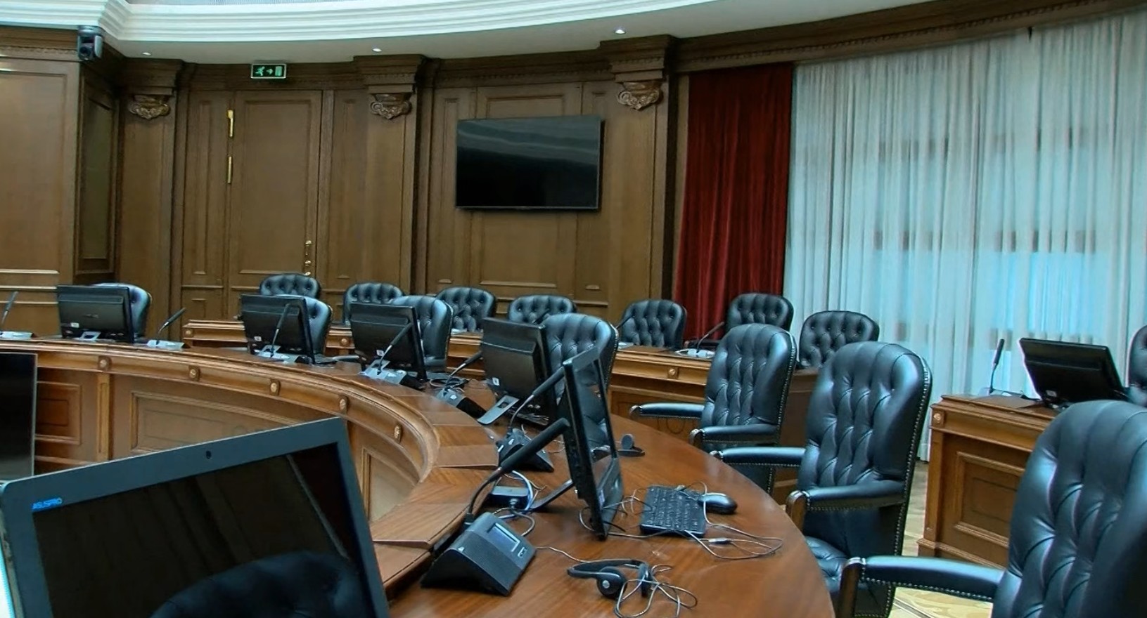 Ресорите поделени, имињата ќе се објавуват утре по ИК на ВМРО-ДПМНЕ