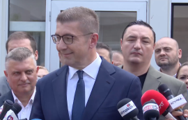 Мицкоски само се насмевна на прашањето дали ќе се извини за поддршката на Арсовска и Лукровски