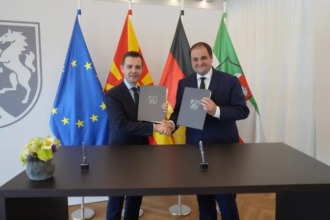 Македонија и Северна Рајна-Вестфалија потпишаа декларација за намери за соработка