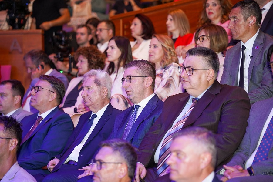 Не ни требаат формални реформи, туку повиосок квалитет на услуги за граѓаните