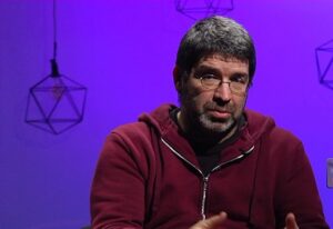 Денес роденден слави еден од најоригиналните македонски музички творци – Дориан Јовановиќ