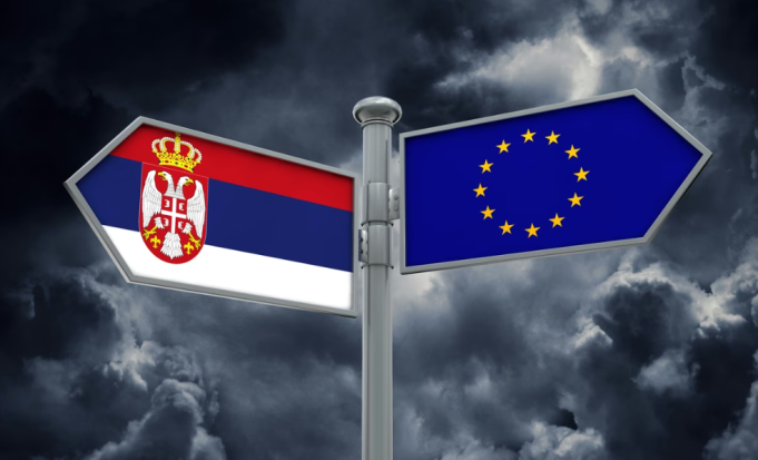 Европскиот парламент објави остар извештај за Србија