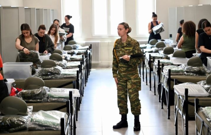 Почна доброволното служење воен рок за жени во Грција со 72 кандидатки
