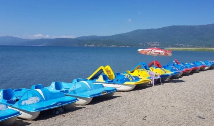 Во Струга на ,,Машка плажа“ пронајдено безживотно тело на 20-годишник од село Октиси