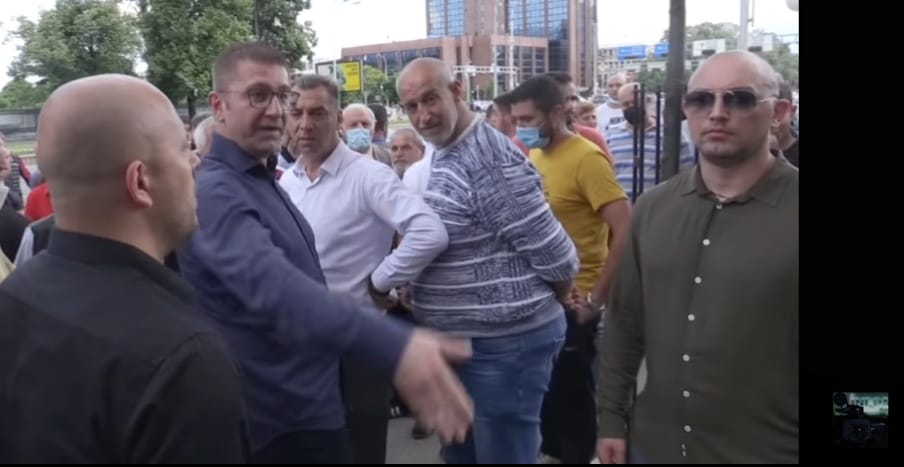 Левица: „Ќе одговара секој, па макар и роден брат“ – освен ако е од обезбедувањето на Мицкоски