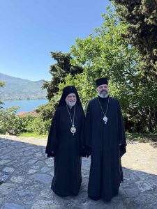 Владиката од ПЦА од Скопје замина за Охрид на средба со владиката Георгиј