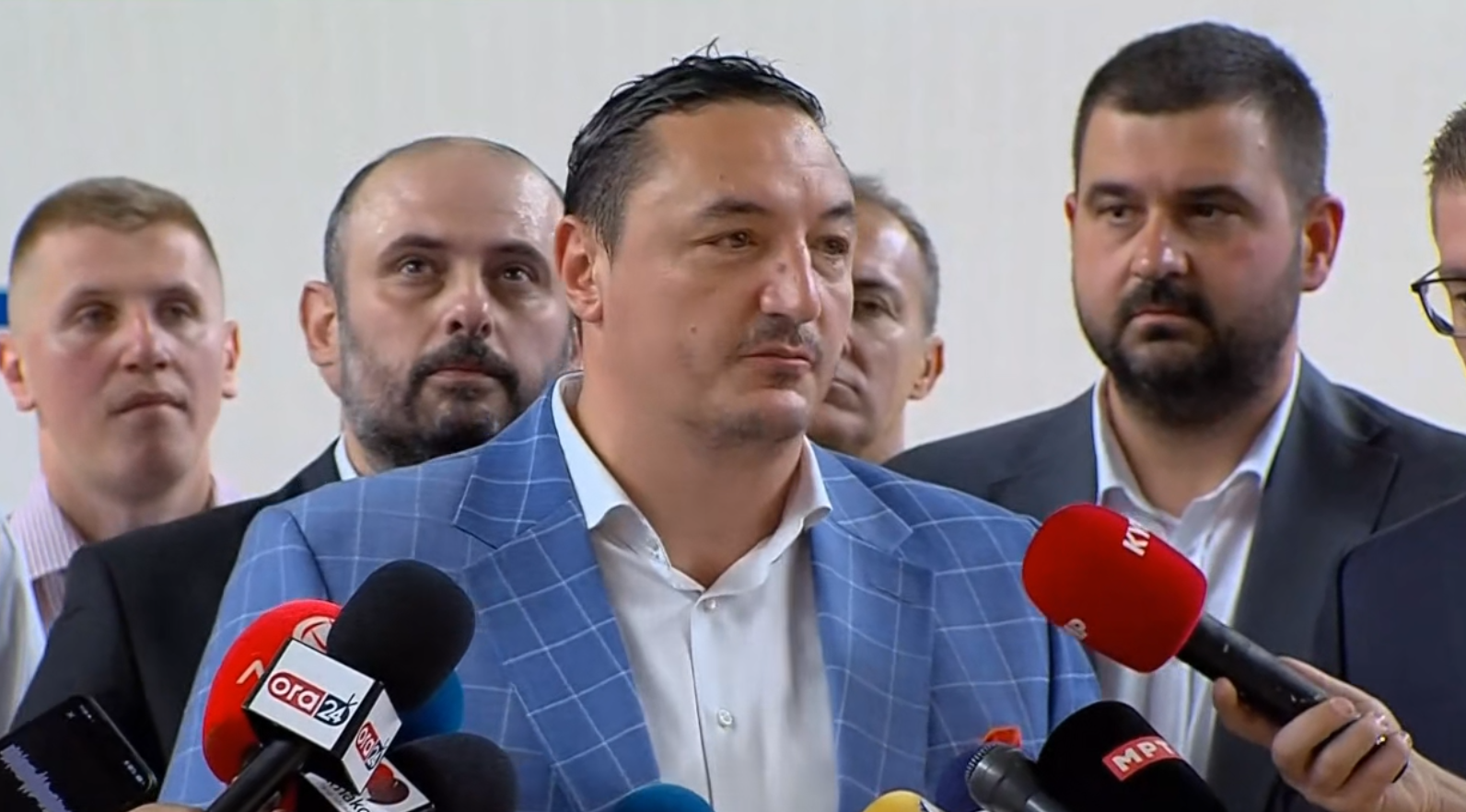 Пуштена во употреба реновираната спортска сала „Расадник“