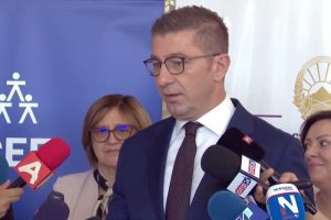 Мицкоски: Цените на основните прехранбени производи треба да се намалат, оправдување и изговори не прифаќам