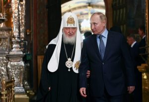Молчењето како соучесништво: Политичкиот прагматизам на Православната Црква