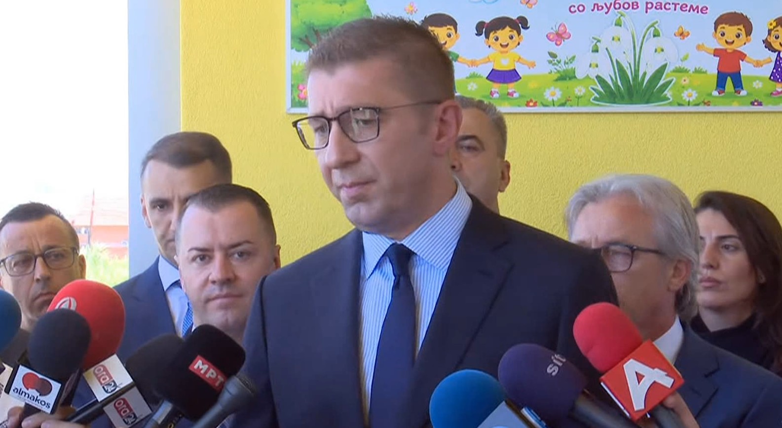 Мицкоски: Ќе почекаме до седницата на извршниот комитет на ВМРО ДПМНЕ