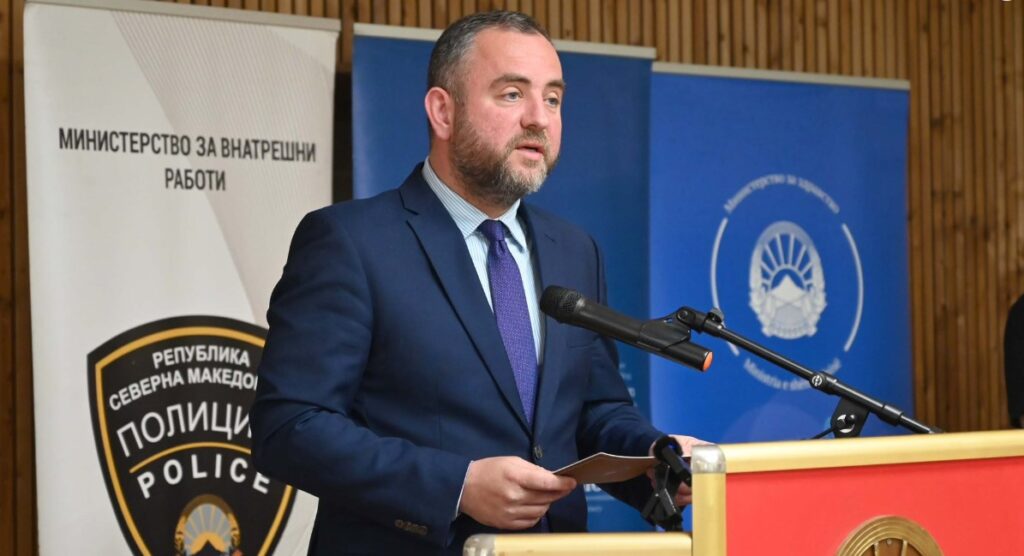 Собранието не ја поддржа интерпелацијата за министерот Панче Тошковски