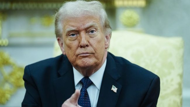 ТРАМП ГО ОТКАЖА СИЛНИОТ УДАР ВРЗ ИРАН ШТО ГО НАЈАВИ ЗА ВЕЧЕРВА