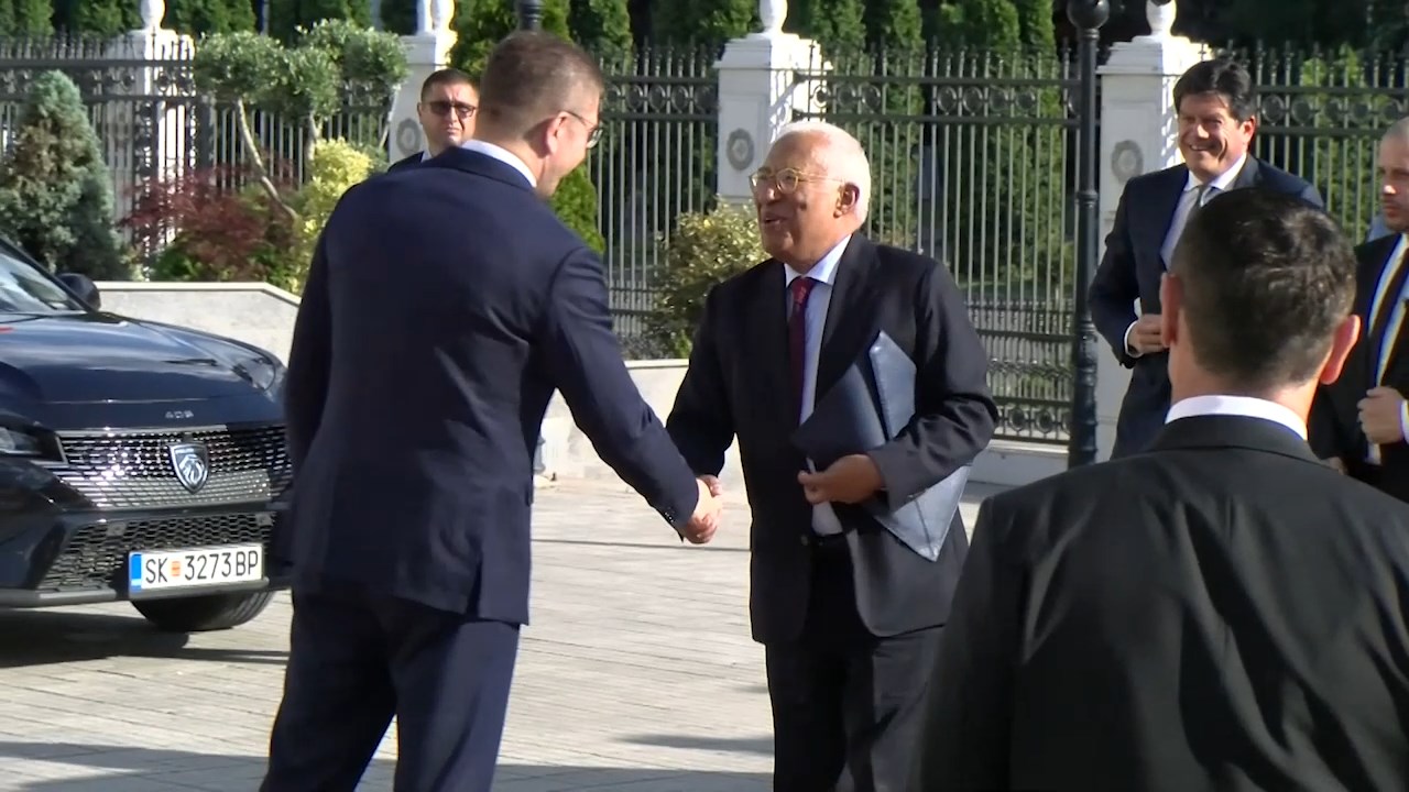 И ЕУ и Македонија ги „бетонираа“ позициите, експертски и партиски реакции за ЕУ иднината по средбата Кошта – Мицкоски