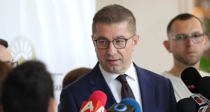 Мицкоски: Цените на основните прехранбени производи треба да се намалат, оправдување и изговори не прифаќам, во спротивно ќе преземеме мерки