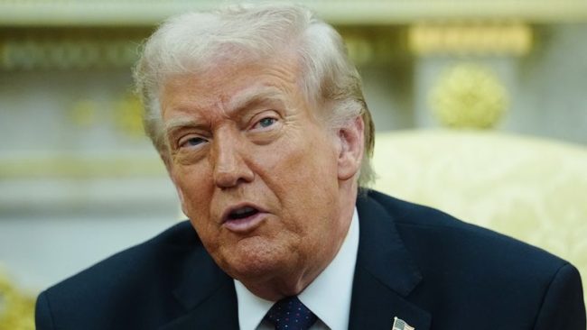 ТРАМП ВЕЛИ ДЕКА РАЗГОВАРАЛ СО ХЕЗБОЛАХ, МУ ВЕТИЛЕ ДЕКА НЕМА ДА ГО НАПАЃААТ ИЗРАЕЛ