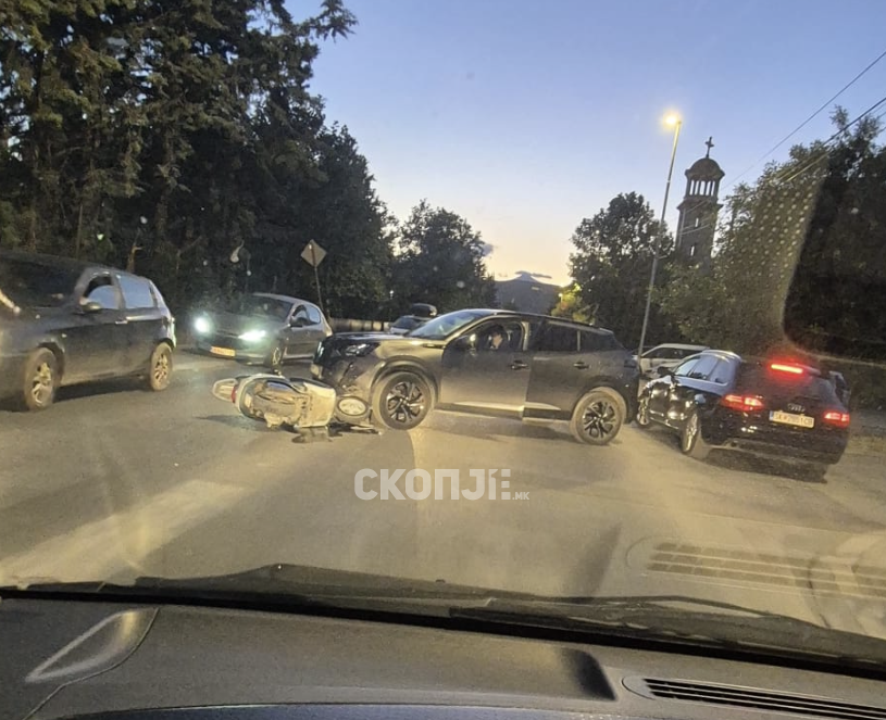 (Фото) Автомобил удрил во мотоциклист: трета ваква сообраќајка за помалку од 24 часа