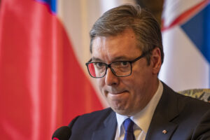 Вучиќ: Размислувам да се кандидирам за премиер, планирам да поднесам оставка