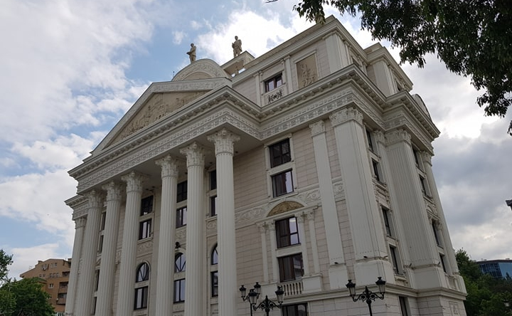 ДЗР: Неосновано исплатени 236 илјади евра за социјална помош