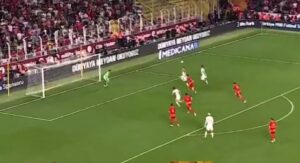 Нова капитулација – Денис Ѓул стрела за 3-0 за Турција