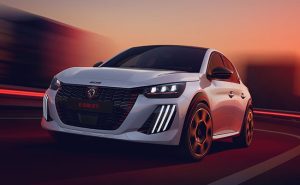 Peugeot ги објави првите фотографии од серискиот e-208 GTi