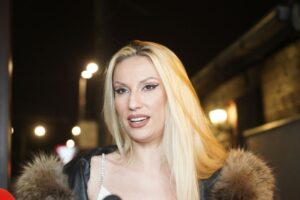 Рада Манојловиќ проговори за најтешкиот период во животот: „Шест месеци не можев да се тргнам од лекови“
