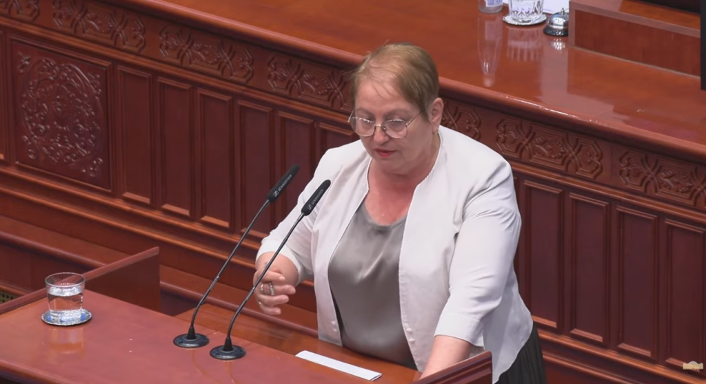 Јаневска: Оптимизацијата на училишната мрежа нема да доведе до отпуштање наставници, туку до прераспределба на часовите